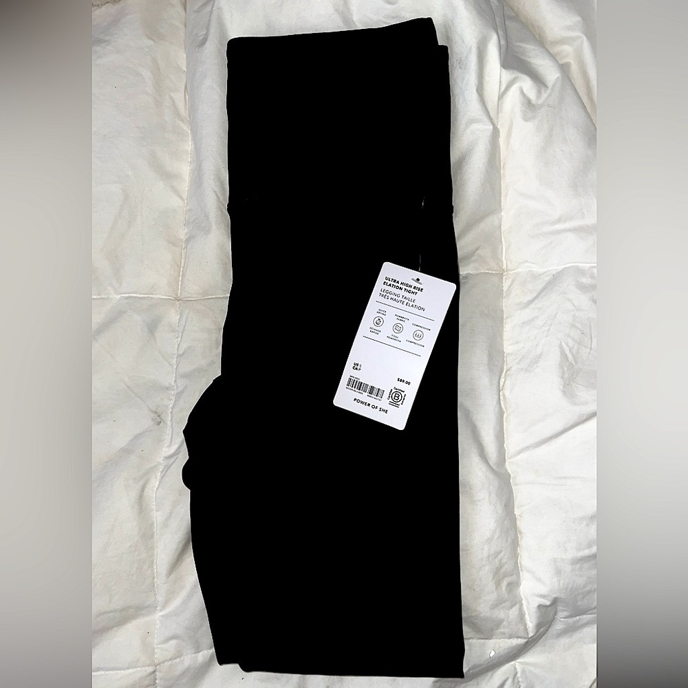 BRAND NEW WITH TAGS ATHLETA ULTA HIGH RISE ELATION TIGHT SIZE SMALL BLACK